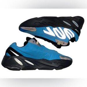 Adidas Yeezy Boost 700 MNVN CYAN Blue Size 8